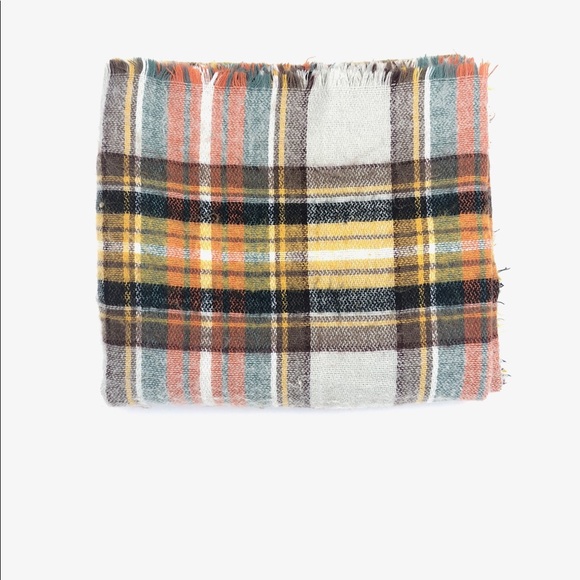 Two Zara Scarves - Picture 2 of 4